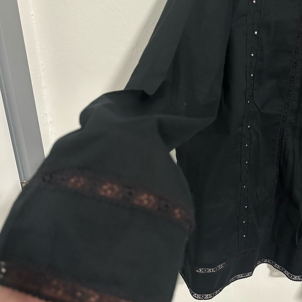 Classic Elements Woman Black Lace Trim Top, Size 20-22W - Picture 5 of 12